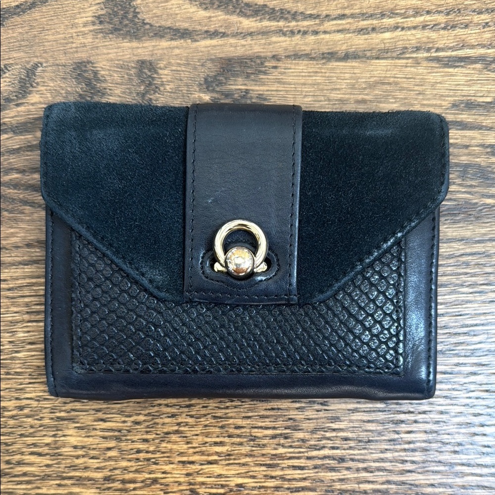 Elegant Black Leather Women's Bag